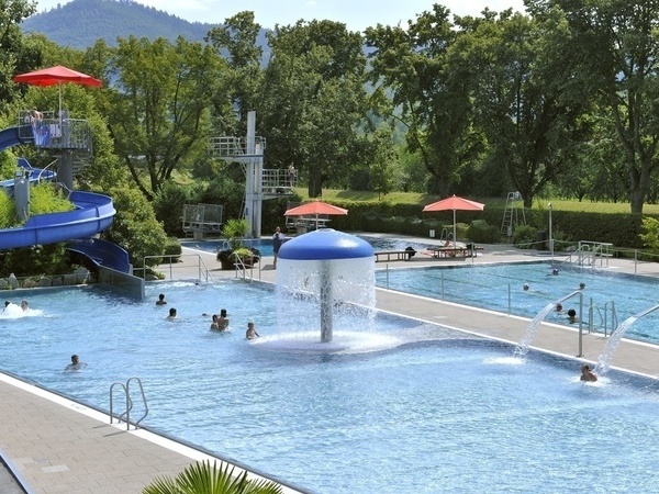 Freibad Oberkirch Bildnachweis: � Renchtal Tourismus GmbH