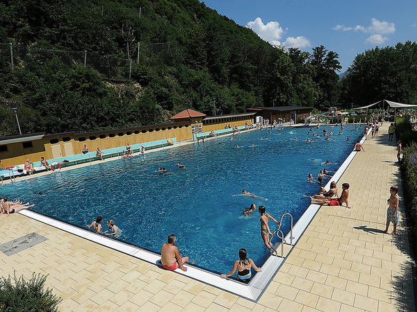 Alemannenbad Staufen Bildnachweis: Van der Vliet & Kunz Unternehmensgruppe Alemannenbad Staufen Bildnachweis: Van der Vliet & Kunz Unternehmensgruppe