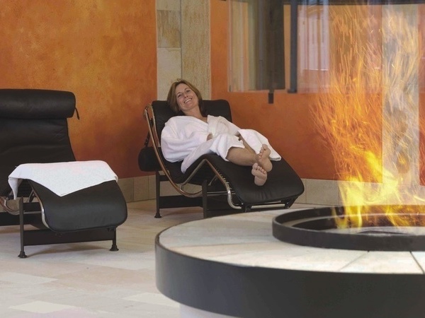 Kaminzimmer in der Vita Classica Bildnachweis: Mit freundlicher Genehmigung der Stadt Bad Krozingen Kaminzimmer in der Vita Classica Bildnachweis: Mit freundlicher Genehmigung der Stadt Bad Krozingen