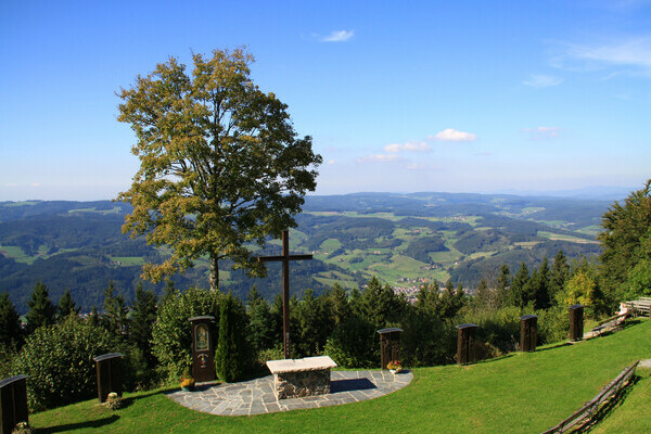 Wallfahrtskirche "unserer Lieben Frau vom H�rnleberg" Bildnachweis: Mit freundlicher Genehmigung von Herrn Pfarrer Bernhard Thum