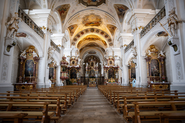 Kirchenraum Barockkirche St. Peter Bildnachweis: � Hochschwarzwald Tourismus GmbH