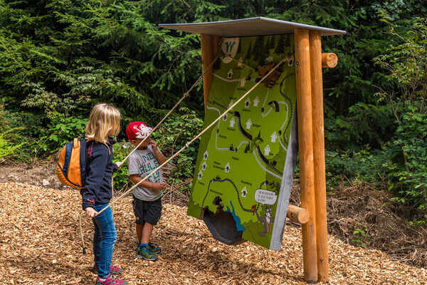 Wolfspfad Bildnachweis: � Tourist-Information H�chenschwand, Fotograf Klaus Hansen