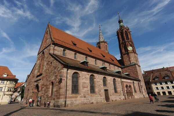 Villinger Münster Bildnachweis: Wirtschaft und Tourismus Villingen-Schwenningen GmbH Villinger Münster Bildnachweis: Wirtschaft und Tourismus Villingen-Schwenningen GmbH